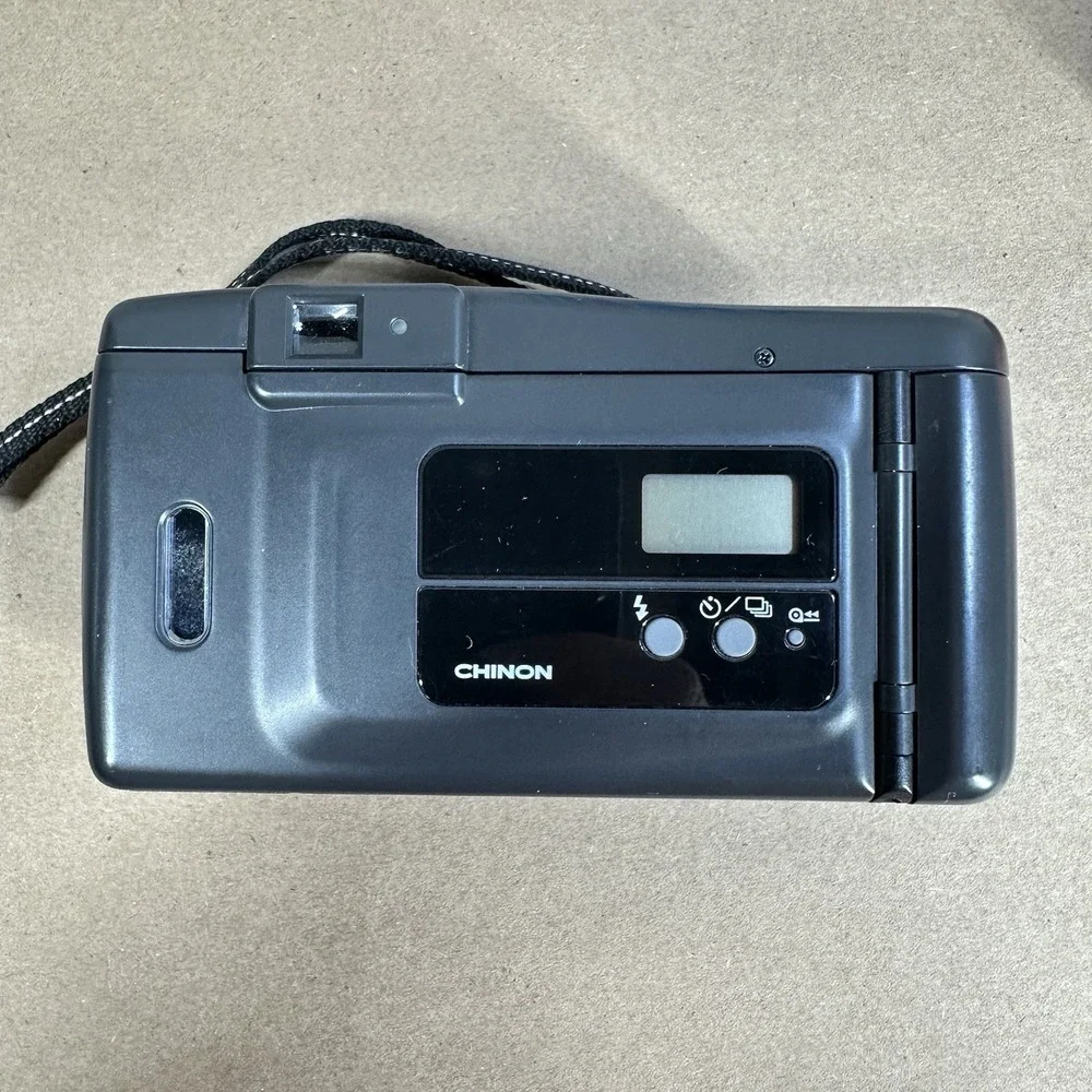 Chinon Pocket Zoom 35mm Compact Film Camera Auto Focus TESTED New Battery